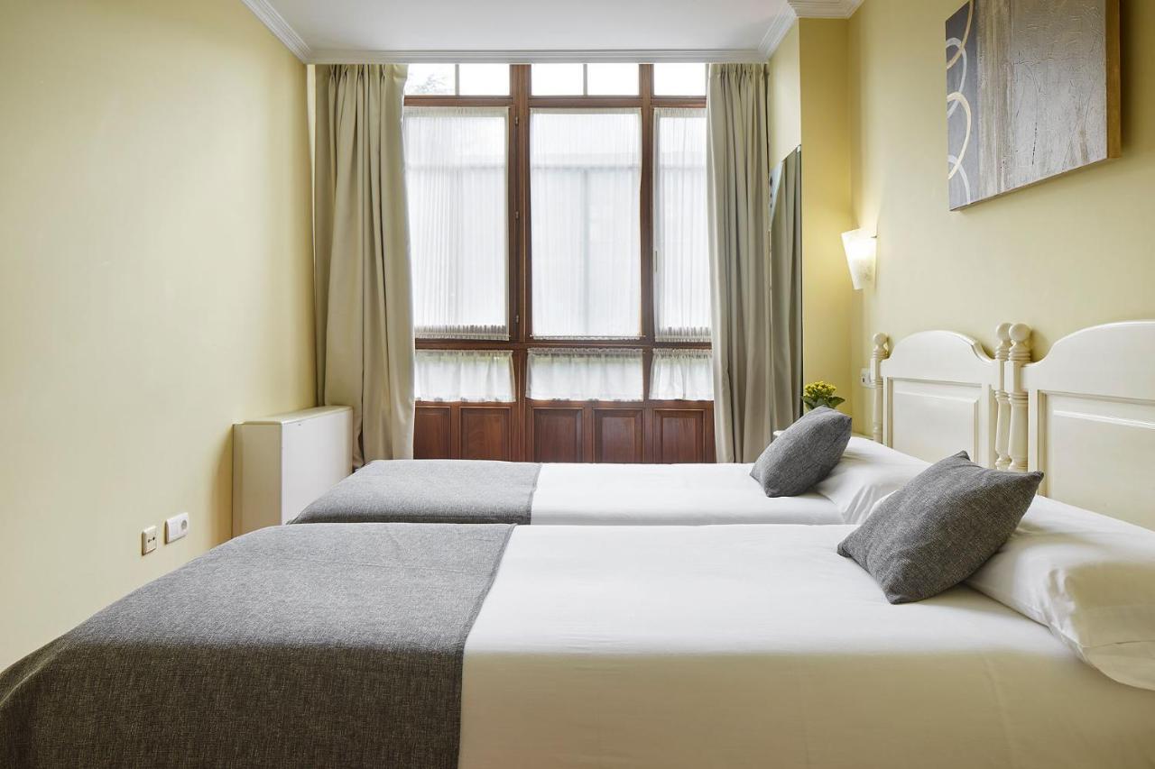 Iraipe Ongi Hotel Auto Check-In Onate Bagian luar foto